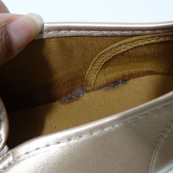 Weeboo Quilted Rose Gold Slip On Sneakers Loafer Women Size 9 Faux leather FLAW - Picture 8 of 15